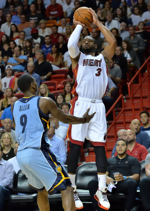 罗体：米兰vs拉齐奥VAR将被停哨；主裁未判点球正确但解释有误（罗马体育报：米兰对拉齐奥涉事VAR将被停赛，主裁拒判点球无误但解释不当）