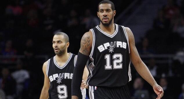 澳超半场：瓦拉提闪击，塔加特伤退，珀斯暂0-1悉尼FC（澳超半场战况：瓦拉提早早建功，塔加特因伤离场，珀斯0-1落后悉尼FC）