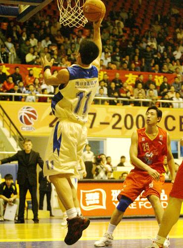 6000万天才前锋遭遇伯纳乌寒冬！恩德里克租借里昂寻求救赎（6000万天赋前锋在伯纳乌遇冷，恩德里克租借里昂盼重生）